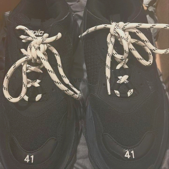 Balenciaga Sneakers 41  Black - Picture 1 of 4